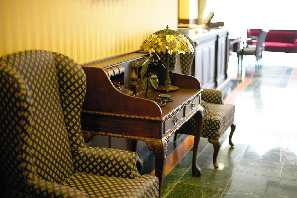 Old England Dogo Yamanote Hotel Matsuyama  Exterior photo